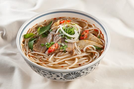 Bún bò giò heo