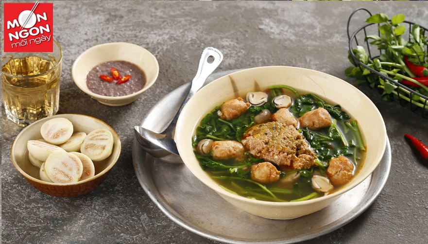 Canh cua chả cá